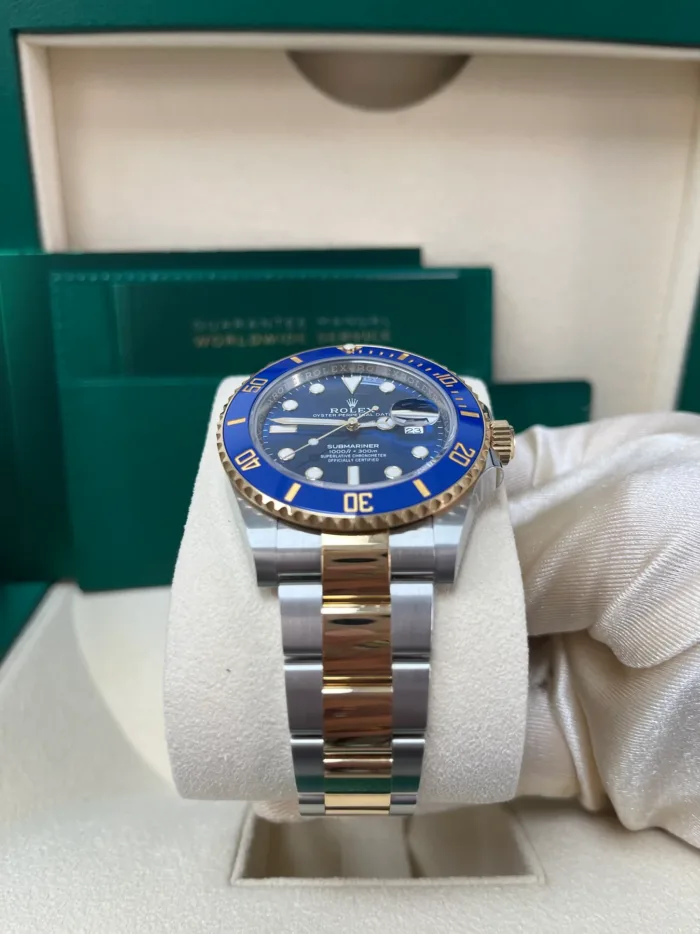 Submariner Date... - Image 7
