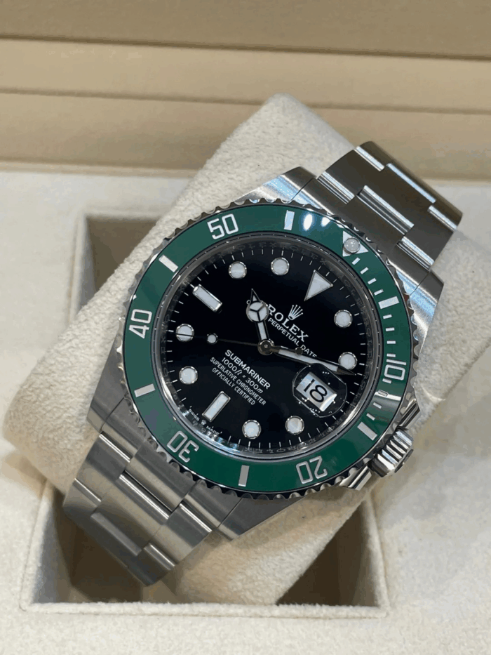 Submariner Date... - Image 8