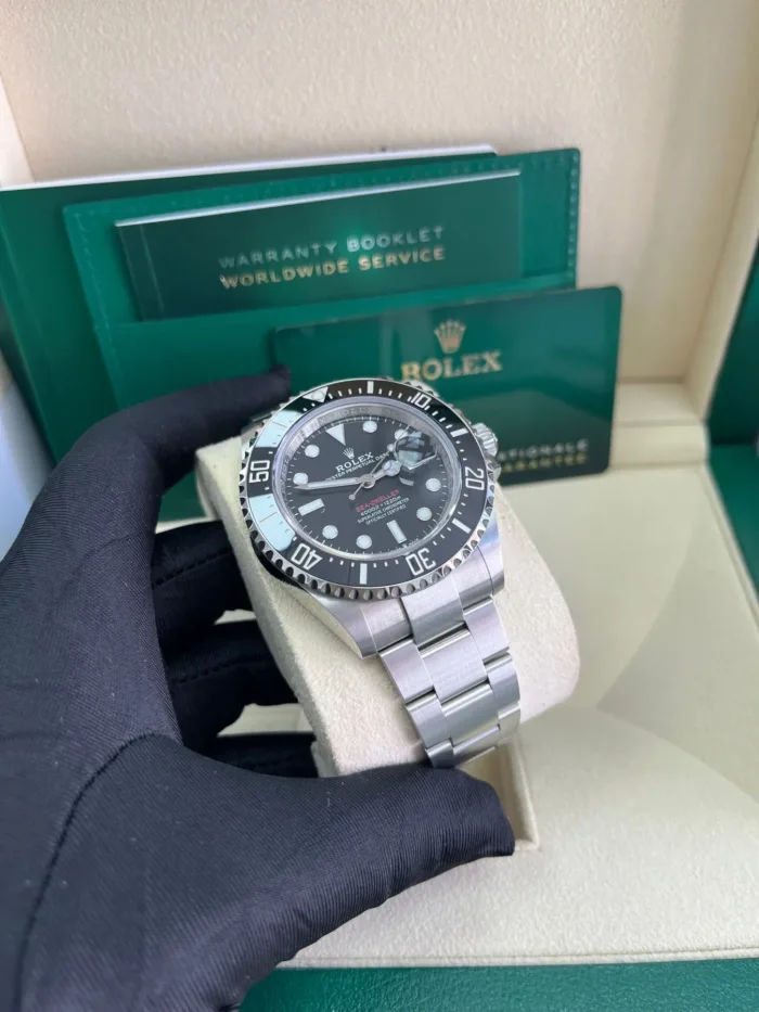 Sea-Dweller 126... - Image 11